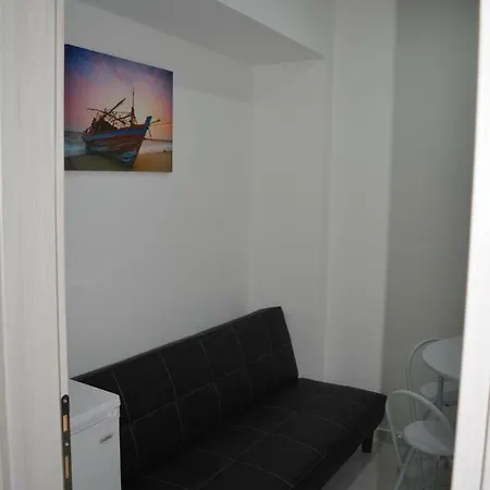 P.l Hermes & 123 Apartman *